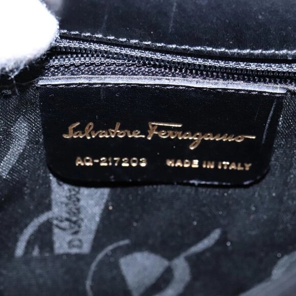 Salvatore Ferragamo Vala Shoulder Bag Leather Black Gold Auth 109105 - Picture 10 of 16